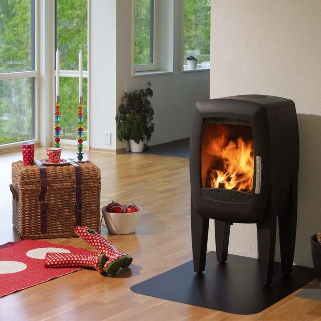 Nordpeis Smarty Classic Metallic Black 5Kw Woodburning Stove